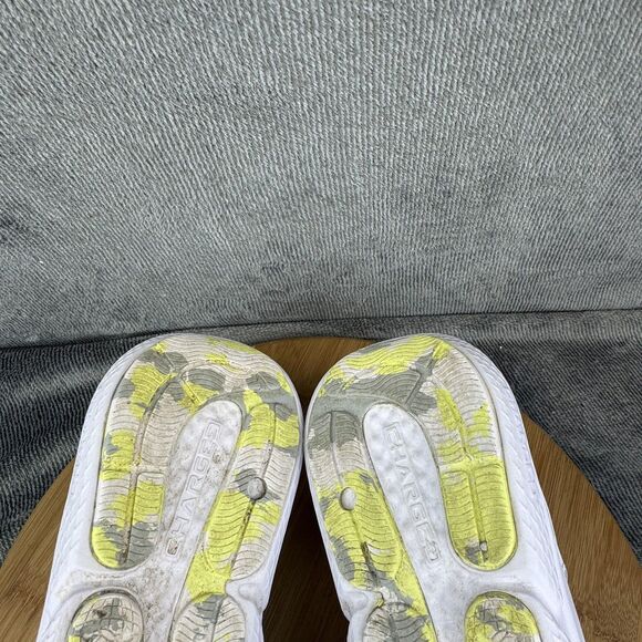 Under Armour Charged Running Shoes Womens Size 10.5 White Yellow Art 3026179-110 - Picture 8 of 9